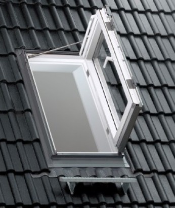 Finestra per tetto Velux GXU 0066  - Finestra per l'uscita sul tetto in poliuretano bianco VETRATA ENERGY CLIMA